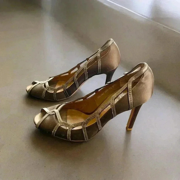 Valentino Garavani Size EU 37.5 Brown Satin Peep Toe Heels with Silver Trim - Picture 12 of 12